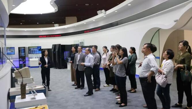 高校人力资源管理专业教学实践校企研讨会(济南)(图3) 高校人力资源管理专业教学实践校企研讨会(济南)(图3)