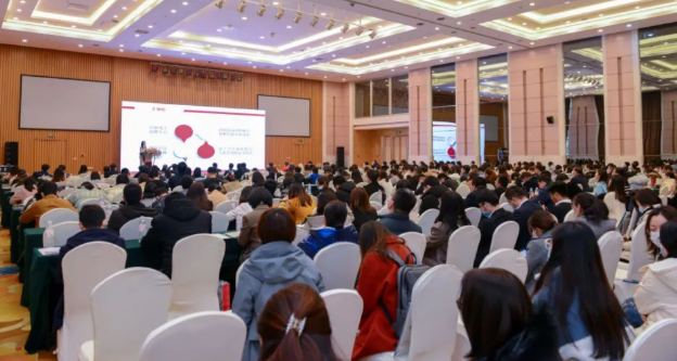 招聘与人才吸引论坛暨校企洽谈会成功举办(图1) 招聘与人才吸引论坛暨校企洽谈会成功举办(图1)